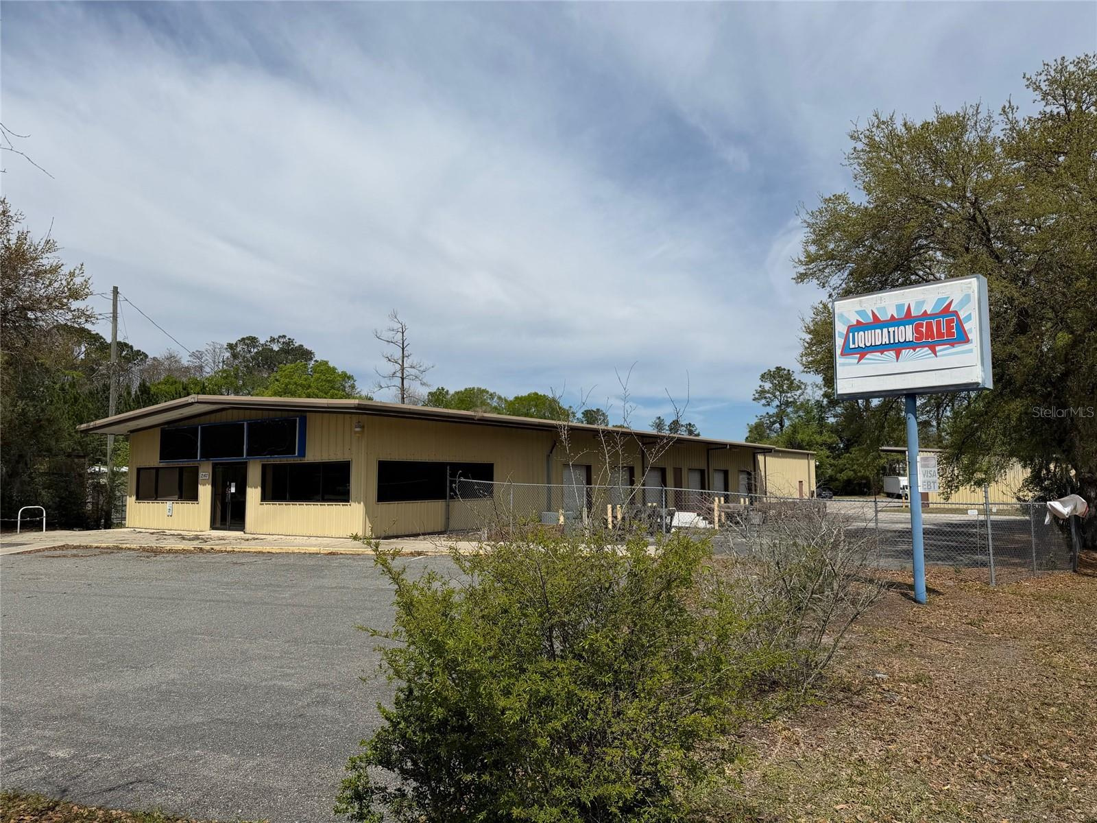 2 Self Storage Properties For Sale in Gainesville, FL - 29,390 sq ft $2,939,000
