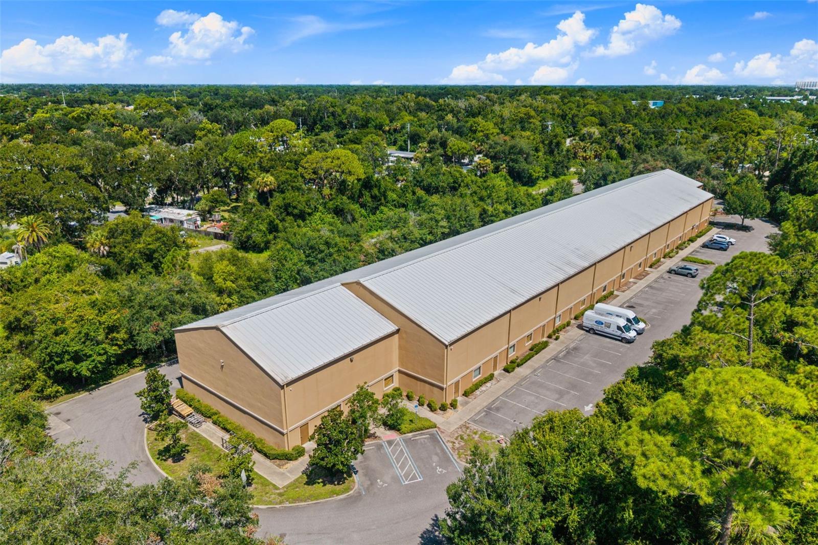 Port Orange Industrial Storage Park - 15 Warehouses For Sale - 31,000 Sq Ft  $6,000,000
